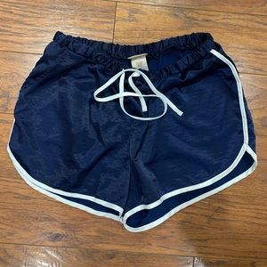 Draw string women shorts